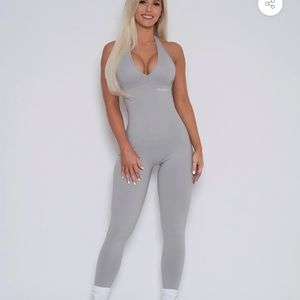 PCHEE BUM LIGHT GREY JUMPSUIT